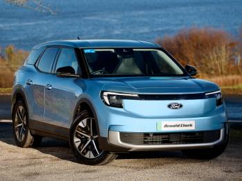 2025 (25) Ford Explorer 125kW Select 52kWh 5dr Auto [Driver Assist Pack]