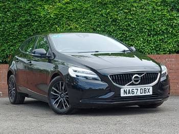 2017 (67) Volvo V40 T2 [122] Momentum 5dr