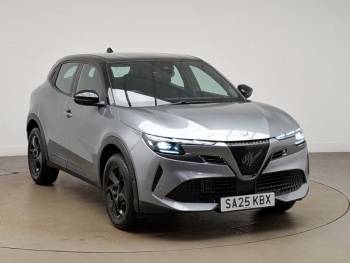 2025 (25) Alfa Romeo Junior 1.2 Turbo Ibrida 5dr Auto
