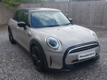 2022 (22) MINI Cooper 1.5 Cooper Exclusive Premium 5dr Auto