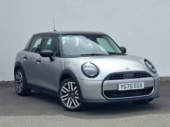 2025 (75) MINI Cooper 1.5 C Classic 5dr Auto