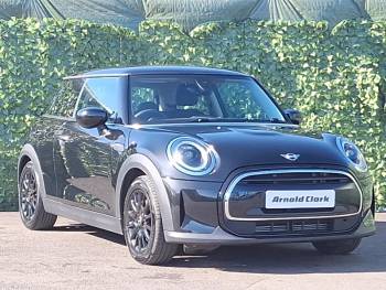 2022 (72) MINI F56 1.5 Cooper Classic 3dr Auto