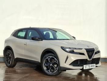 2025 (75) Alfa Romeo Junior 1.2 Turbo Ibrida 5dr Auto