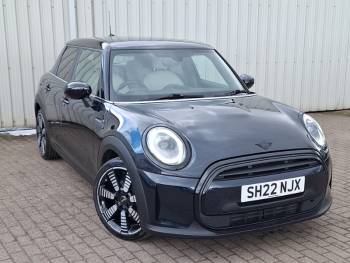 2022 (22) MINI Hatchback 1.5 Cooper Exclusive 5dr Auto