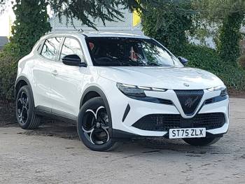 2025 (75) Alfa Romeo Junior 1.2 Turbo Ibrida 5dr Auto