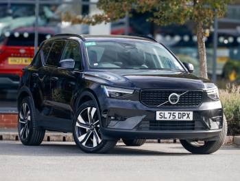 2025 (75) Volvo Xc40 2.0 B4P Ultra Dark 5dr Auto
