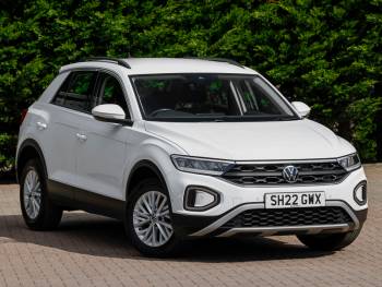 2022 (22) Volkswagen T-roc 1.0 TSI Life 5dr