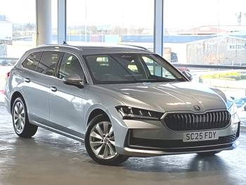 2025 (25) Skoda Superb 2.0 TDI SE Technology 5dr DSG