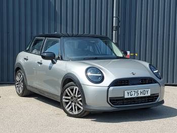 2025 (75) MINI Cooper 1.5 C Classic 5dr Auto
