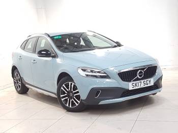 2017 (17) Volvo V40 T3 [152] Cross Country 5dr Geartronic