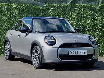 2025 (75) MINI Cooper 1.5 C Classic 5dr Auto