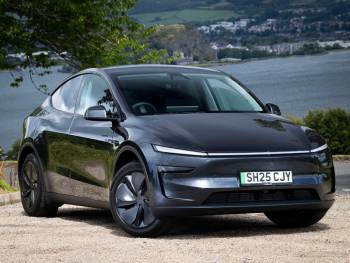 2025 (25) Tesla Model Y RWD 5dr Auto
