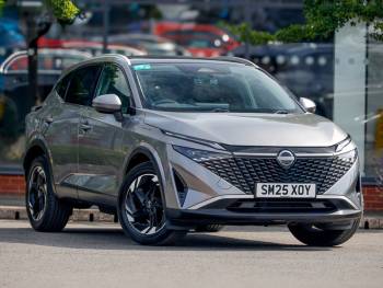 2025 (25) Nissan Qashqai 1.3 DiG-T MH N-Connecta [Glass Roof] 5dr