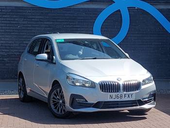 2018 (68) BMW 2 SERIES 220i Luxury 5dr DCT