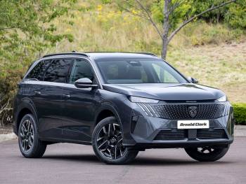 2025 (75) Peugeot 5008 1.2 Hybrid 145 Allure 5dr e-DSC6