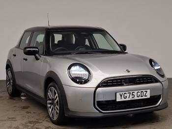 2025 (75) MINI Cooper 1.5 C Classic 5dr Auto