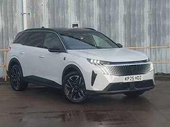 2025 (25) Peugeot 5008 1.2 Hybrid 136 GT 5dr e-DSC6