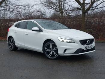 2019 (19) Volvo V40 D2 [122] R DESIGN Edition 5dr