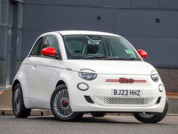 2023 (23) Fiat 500 87kW Red 42kWh 3dr Auto