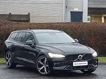 2025 (25) Volvo V60 2.0 B4P Ultra Dark 5dr Auto