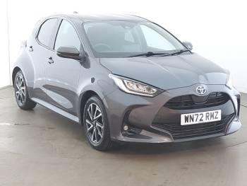 2022 (72) Toyota Yaris 1.5 Hybrid Design 5dr CVT