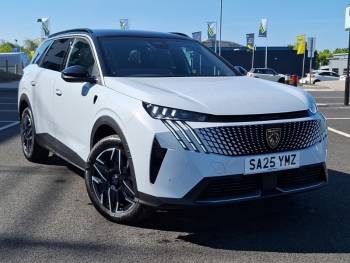 2025 (25) Peugeot 5008 1.2 Hybrid 136 GT 5dr e-DSC6