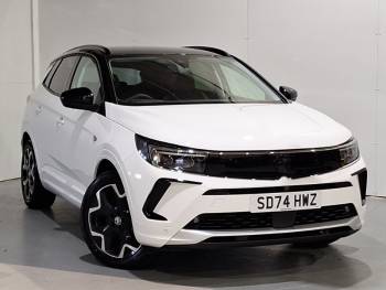 2024 (74) Vauxhall Grandland 1.6 Plug-in Hybrid Ultimate 5dr Auto
