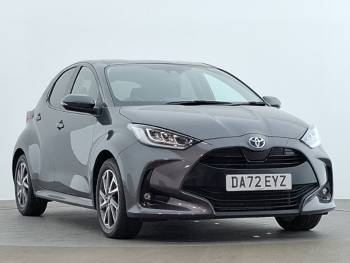 2022 (72) Toyota Yaris 1.5 Hybrid Design 5dr CVT