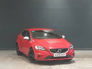 2019 (19) Volvo V40 T2 [122] R DESIGN Edition 5dr