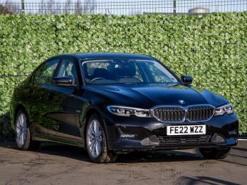2022 (22) BMW 3 Series 330e SE Pro 4dr Step Auto