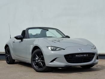 Mazda MX-5 details