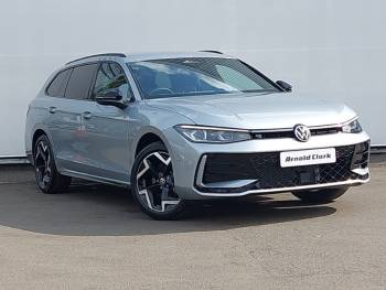 2026 (26) Volkswagen Passat 1.5 eTSI R-Line 5dr DSG