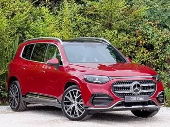 Mercedes-Benz GLB details