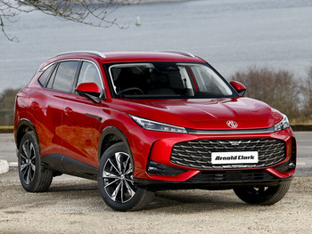 2026 (26) MG Hs 1.5 T-GDI Hybrid+ SE 5dr Auto