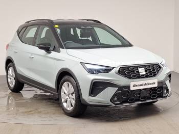 SEAT Arona details