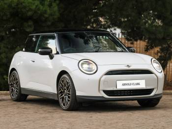 2025 (75) MINI Cooper 135kW E Exclusive 41kWh 3dr Auto