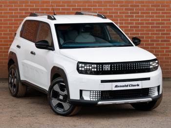 2025 (26) Fiat Grande Panda 1.2 Hybrid 48V 110 La Prima 5dr eDCT-6
