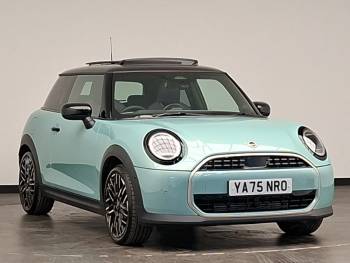 2025 (75) MINI Cooper 1.5 C Exclusive 3dr Auto