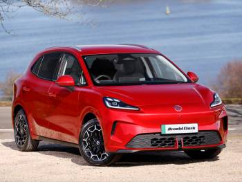 2026 (26) MG Mg4 Urban 118kW Premium Long Range 54kWh 5dr Auto