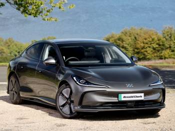 2025 (75) MG Im5 300kW Long Range 100kWh 5dr Auto